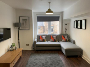 Smart 2 Bed Apartment Edinburgh City Centre Old To
